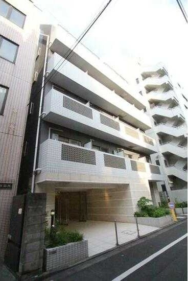 ラグジュアリーアパートメント本郷