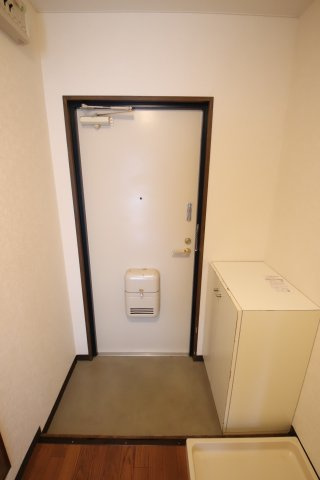 【玄関】 | ブルージュ喜志