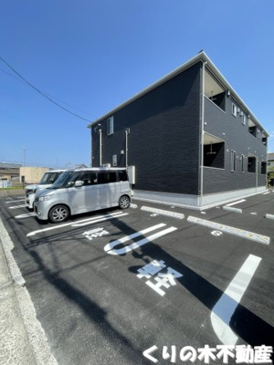 【駐車場】 | ヴィラ・アインツ | 駐車場があります