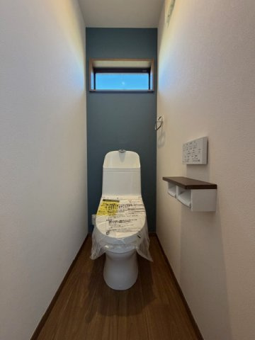 橿原市東坊城町　新築(全7区画）7号地 モデルハウスのトイレ|2階トイレ♪