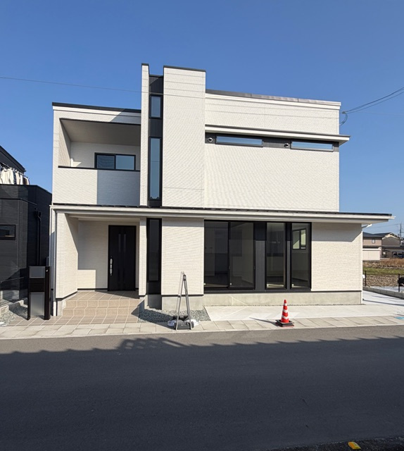 橿原市東坊城町　新築(全7区画）7号地 モデルハウスの外観|★長期優良住宅♪断熱等性能5級 耐震等級3