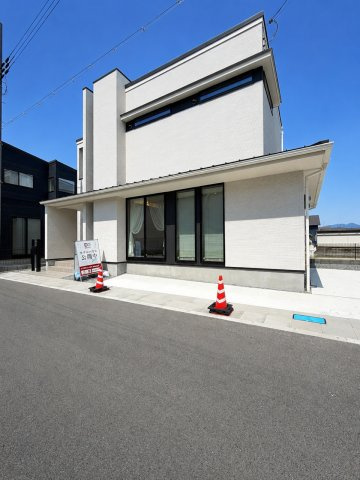 橿原市東坊城町　新築(全7区画）7号地 モデルハウスの外観|＼世界三大建築家巨匠の高い設計スキルを培ったオーガニックハウス／今ならモデルハウス3棟見学可能です(^^)/