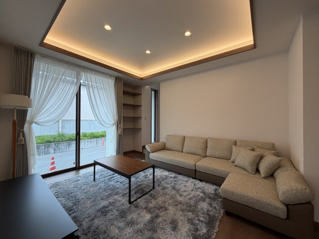 橿原市東坊城町　新築(全7区画）7号地 モデルハウスの居間・リビング