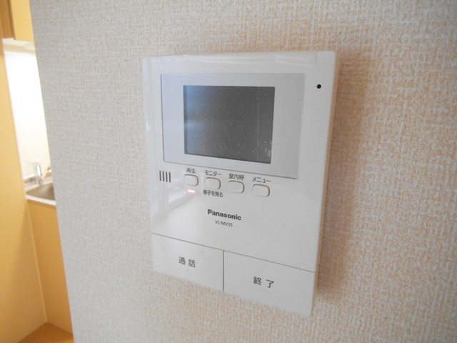 アスティアのセキュリティ|安心のTVモニター付きインターホンです！
