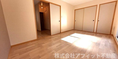 【寝室】 | エスト柳 | 洋室7.5帖