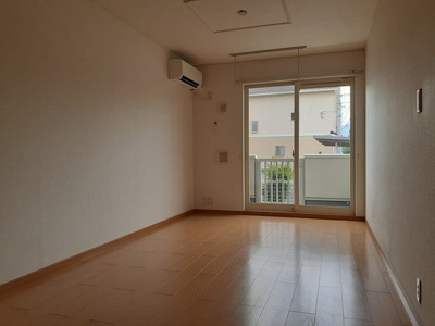 【居間・リビング】 | ファミーリァ城南