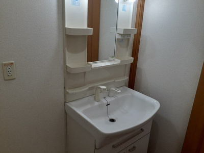 【洗面所】 | ファミーリァ城南