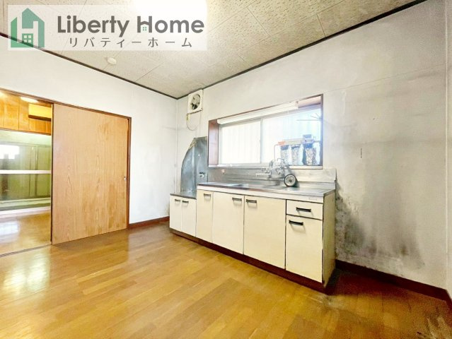 つくば市上横場　中古戸建のキッチン