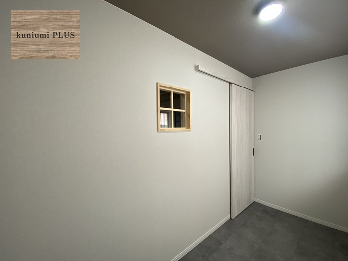 大阪市旭区清水4丁目の洋室