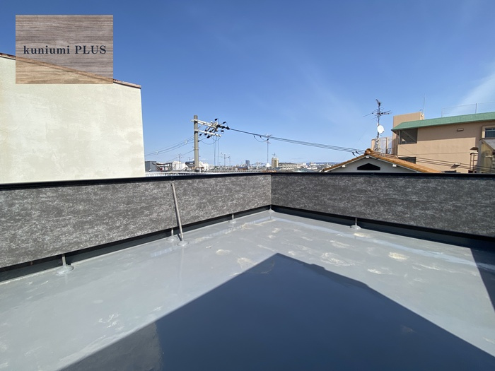 大阪市旭区清水4丁目のバルコニー