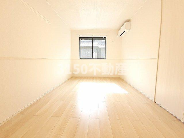 グロリアス丸野の内装