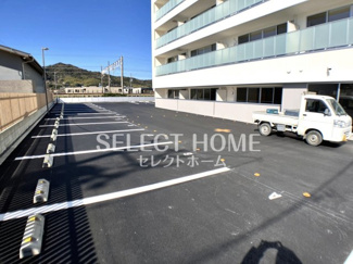【駐車場】 | 車をお持ちの方に嬉しい駐車場付きの物件です