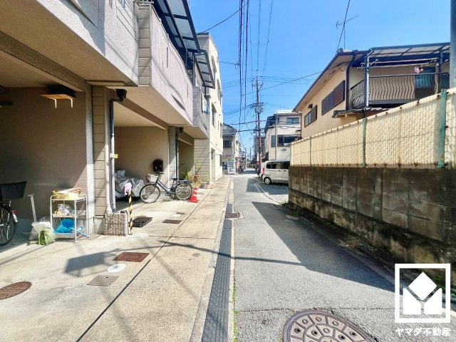 伏見区西柳町の前面道路含む現地写真