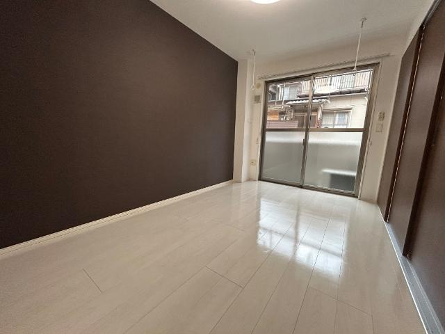 リユニオンの内装|洋室