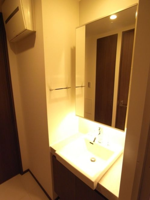 【洗面所】