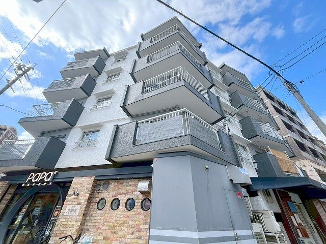 マンションサンカルチェの外観