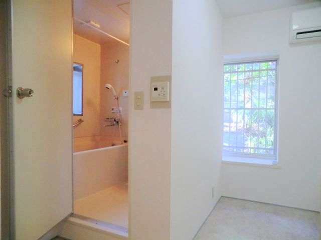 大東ハウスの内装