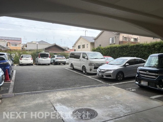 【駐車場】 | パレスエクセル新伊丹. | 駐車場です♪