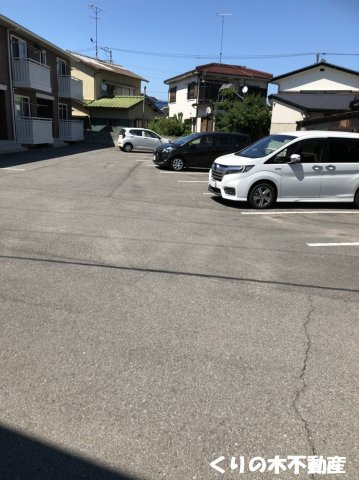 【駐車場】 | ハイムM・Y　A | カースペースがあります