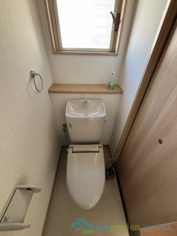 大磯町国府本郷　中古戸建　のトイレ