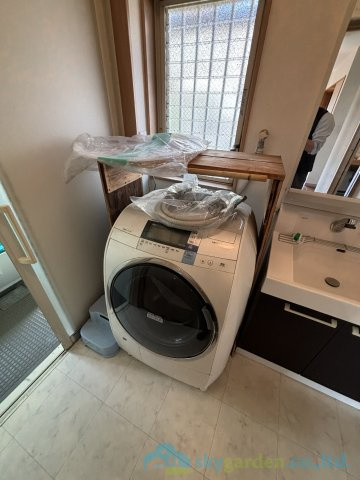 大磯町国府本郷　中古戸建　のランドリースペース