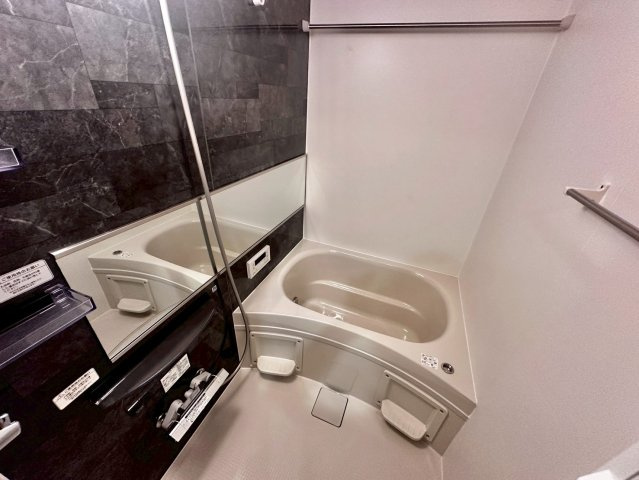 ボヌール英賀保駅前Ⅰの浴室
