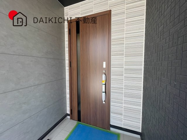 【玄関】 | 桶川市末広3丁目5期　新築戸建　全1棟　1号棟