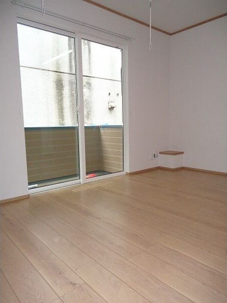 demeure(ドミール)内丸の居間・リビング