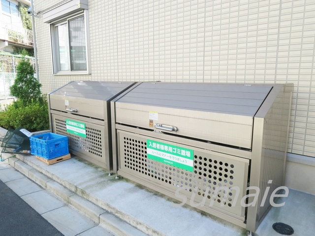 シェルハウス上中里Ｂのその他共用部分|敷地内ゴミ置き場です☆