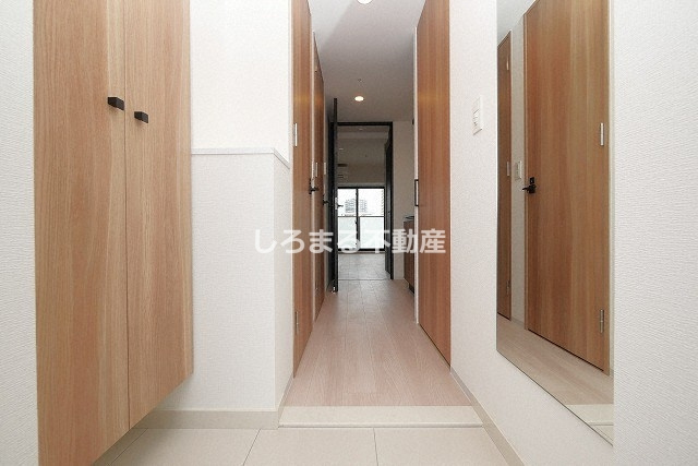 ファーストフィオーレ谷町六丁目フェリシアの玄関