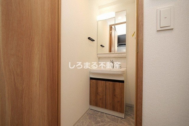 ファーストフィオーレ谷町六丁目フェリシアの洗面所