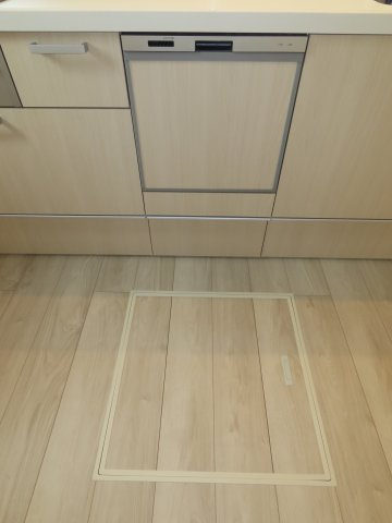 鶴ヶ島市五味ヶ谷新築戸建の設備|食洗器と床下収納