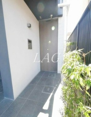 【エントランス】 | S.S.キューベライズ | エントランスです。