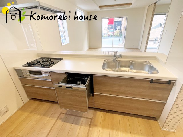 上尾市上　12期　新築一戸建て　ブルーミングガーデン　02のキッチン|使いやすいキッチンです