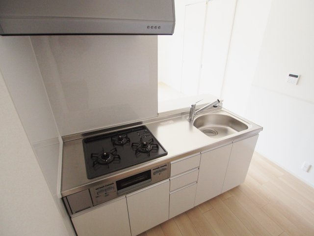 エスティタート　ブリランテのキッチン