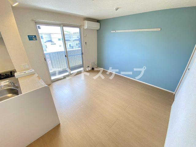 エトワール・トーゼの居間・リビング|高崎、前橋エリアのお部屋探しはエンドスケープまで！お客様の理想お聞かせ下さい♪