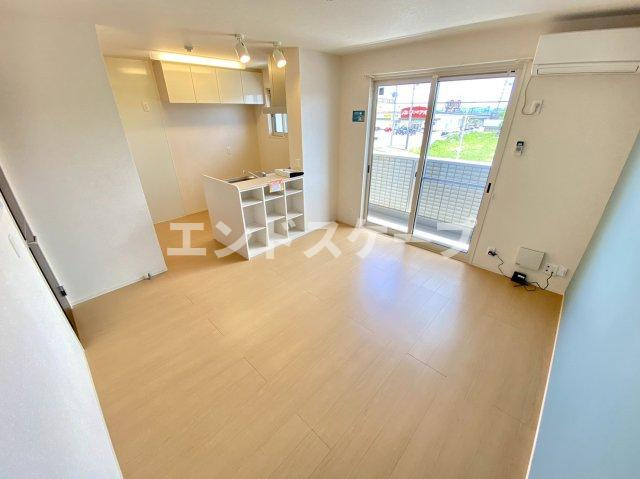 エトワール・トーゼの居間・リビング|高崎、前橋エリアのお部屋探しはエンドスケープまで！お客様の理想お聞かせ下さい♪