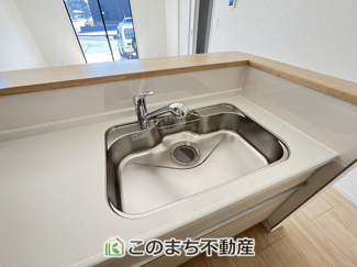 【キッチン】 | CRADLE GARDEN小山市東間々田第7　2 | 毎日使うキッチン周りが綺麗で清潔に保たれていると、お料理を作るのも楽しくなりますよね♪
