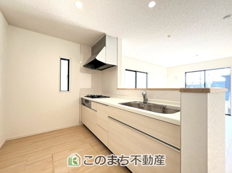 【キッチン】 | CRADLE GARDEN小山市東間々田第7　2 | 人気の対面式キッチン☆料理をしながらご家族とコミュニケーションが取れます♪
