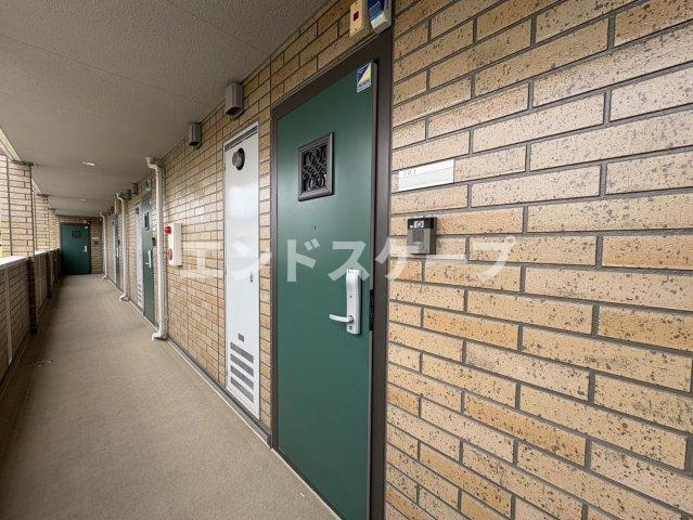 サンブリエのエントランス|高崎、前橋のお部屋探しはエンドスケープまで！お客様の理想お聞かせ下さい♪