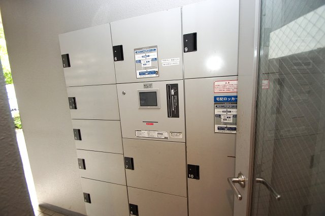 レスタージュ鳳の設備|宅配ボックス