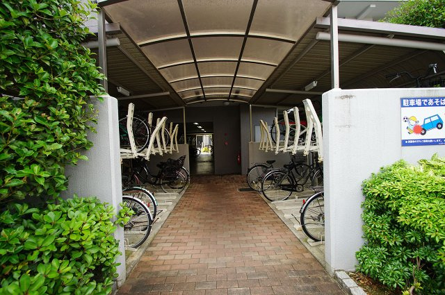 レスタージュ鳳の駐輪場|駐輪場