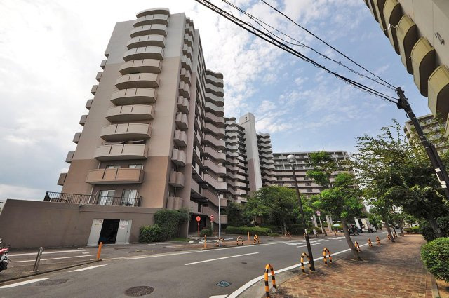 コート和泉府中セルカA棟の外観|外観