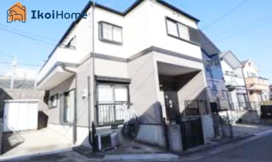 明石市魚住町長坂寺　中古戸建の外観|JR魚住駅徒歩16分！周辺買い物施設充実！リフォーム歴あり！車庫付きで雨の日も安心です！