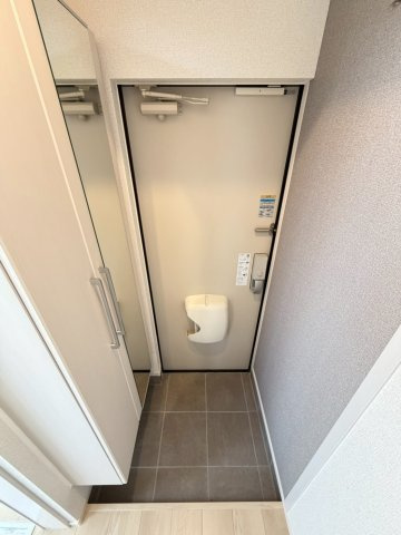 【玄関】