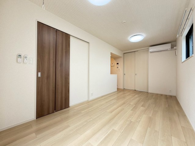 【居間・リビング】