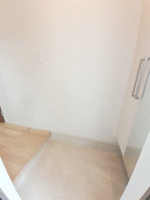 【玄関】 | サンモール吉岡Ⅲ