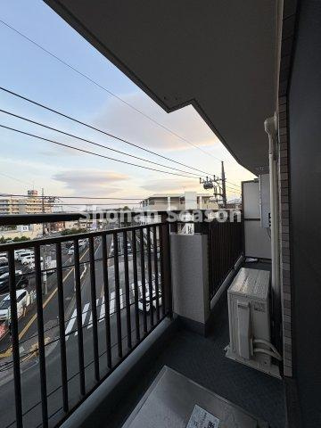 【バルコニー】 | 前面に高い建物はなく、心地よい風が吹き抜けます♪