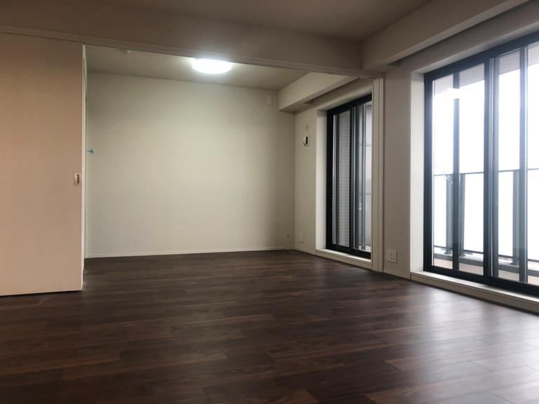 プラウド南浦和神明の居間・リビング