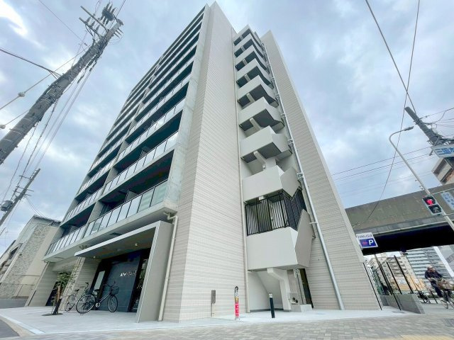 Alivis三国本町の外観